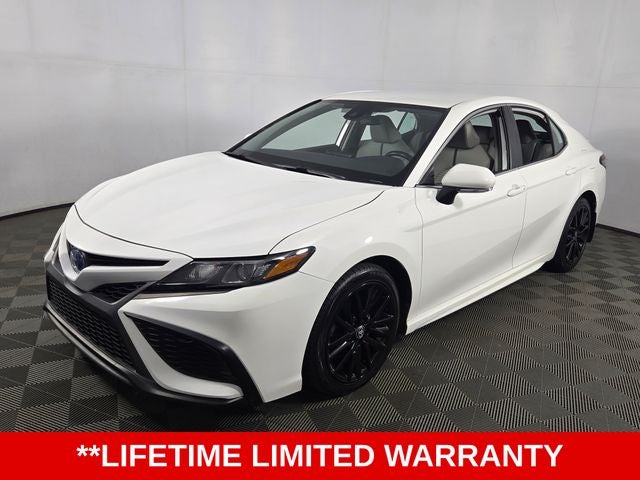 2023 Toyota Camry Hybrid SE 4D Sedan