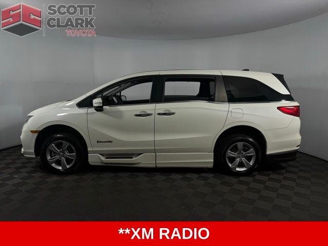 2019 Honda Odyssey HANDICAP VAN w/Navigation and Rear Entertainment System