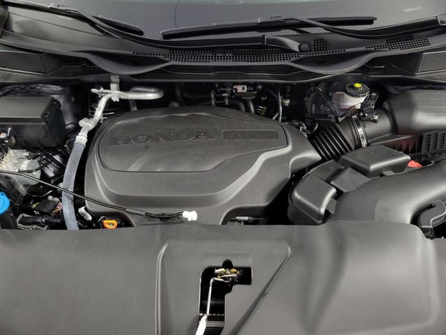 2025 Honda Odyssey Touring 4D Passenger Van
