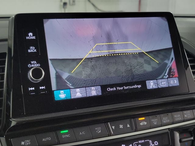 2025 Honda Odyssey Touring 4D Passenger Van