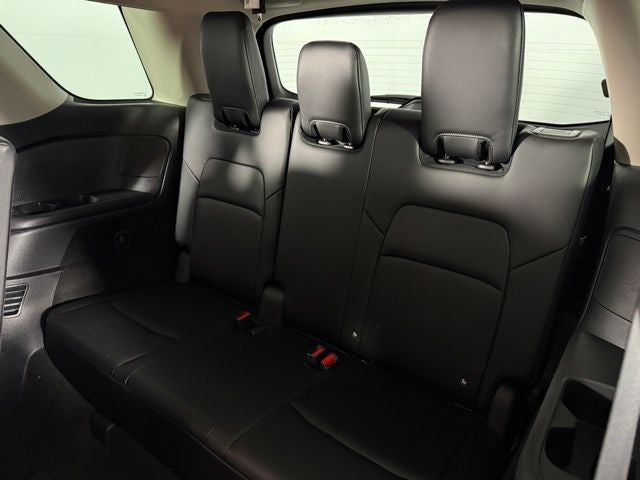 2023 Nissan Pathfinder SL 4D Sport Utility