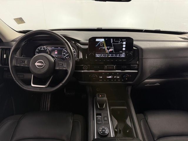 2023 Nissan Pathfinder SL 4D Sport Utility
