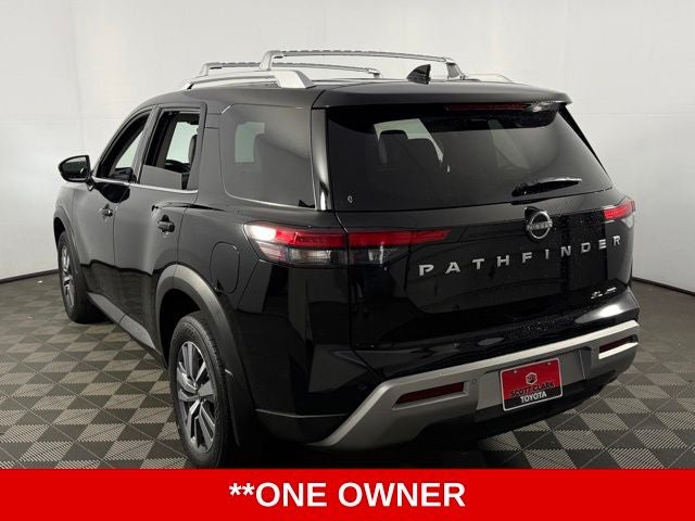 2023 Nissan Pathfinder SL 4D Sport Utility