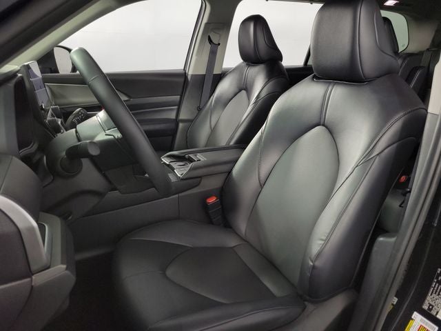 2025 Toyota Grand Highlander XLE 4D Sport Utility