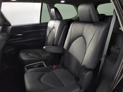 2025 Toyota Grand Highlander XLE 4D Sport Utility