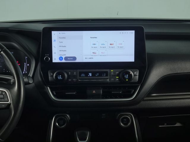 2025 Toyota Grand Highlander XLE 4D Sport Utility