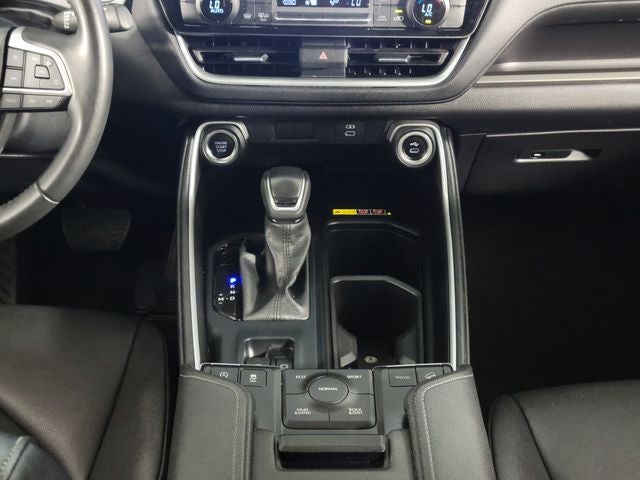 2025 Toyota Grand Highlander XLE 4D Sport Utility