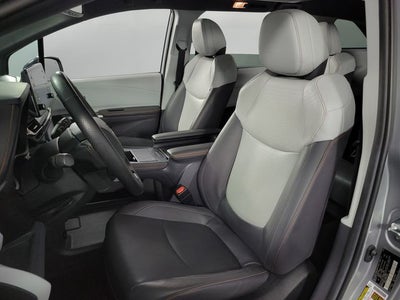 2023 Toyota Sienna XSE 7 Passenger