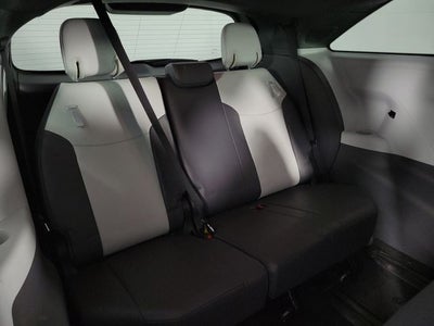 2023 Toyota Sienna XSE 7 Passenger