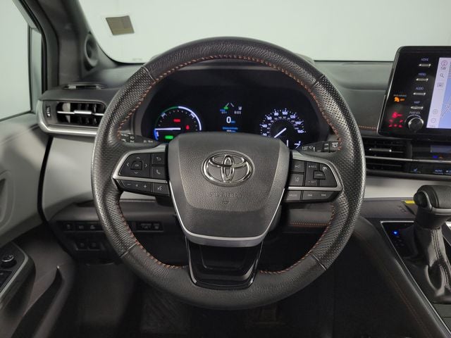 2023 Toyota Sienna XSE 7 Passenger
