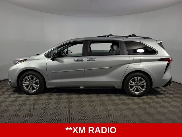 2023 Toyota Sienna XSE 7 Passenger
