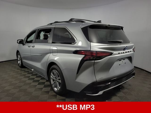 2023 Toyota Sienna XSE 7 Passenger