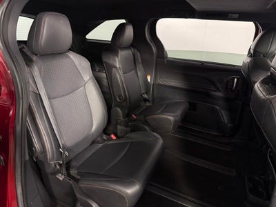 2021 Toyota Sienna XSE 7 Passenger