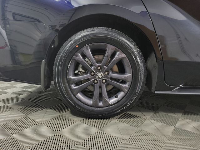2025 Toyota Sienna XSE 7 Passenger