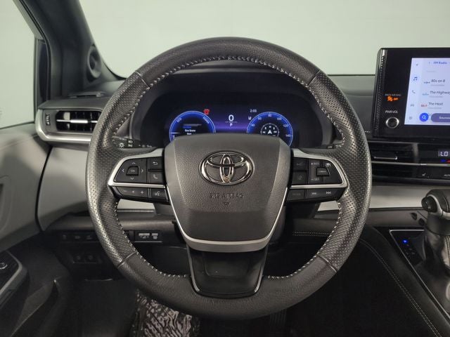 2025 Toyota Sienna XSE 7 Passenger