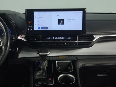 2025 Toyota Sienna XSE 7 Passenger