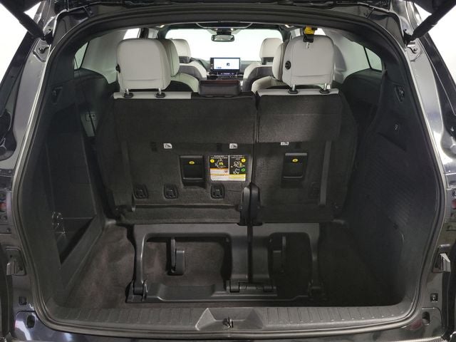 2025 Toyota Sienna XSE 7 Passenger
