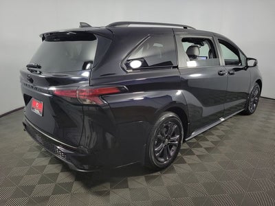 2025 Toyota Sienna XSE 7 Passenger