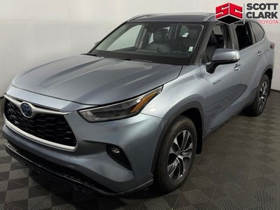 2021 Toyota Highlander Hybrid XLE 4D Sport Utility