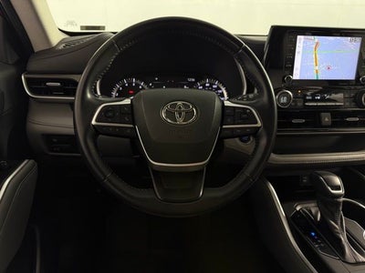 2022 Toyota Highlander XLE 4D Sport Utility