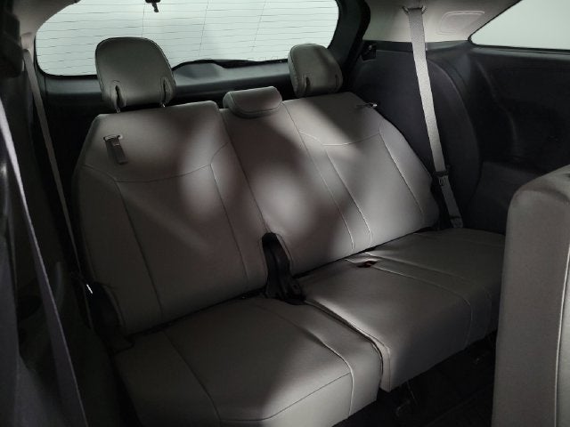2025 Toyota Sienna XLE 8 Passenger