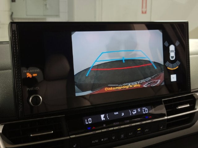 2025 Toyota Sienna XLE 8 Passenger