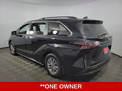 2025 Toyota Sienna XLE 8 Passenger