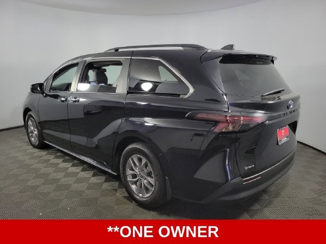 2025 Toyota Sienna XLE 8 Passenger