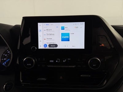 2025 Toyota Highlander Hybrid XLE 4D Sport Utility