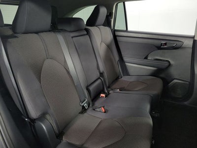 2025 Toyota Highlander LE 4D Sport Utility