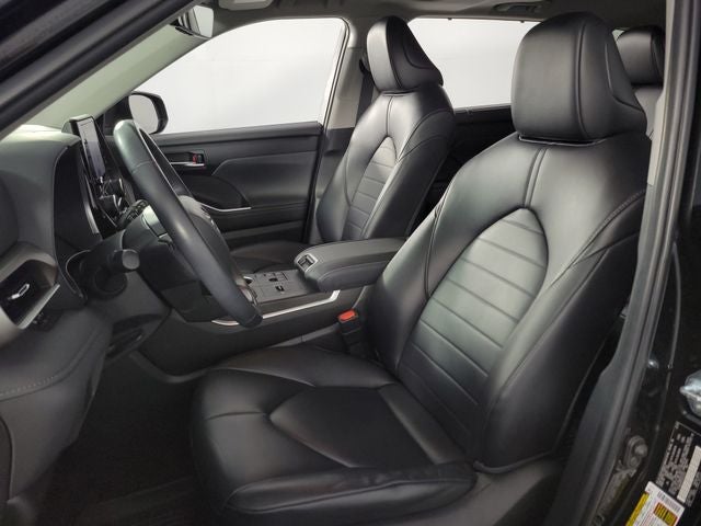 2023 Toyota Highlander XLE 4D Sport Utility