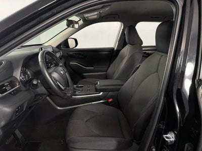 2025 Toyota Highlander LE 4D Sport Utility