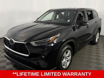 2025 Toyota Highlander LE 4D Sport Utility