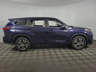 2023 Toyota Highlander XLE 4D Sport Utility