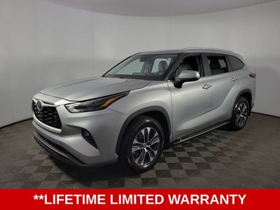 2024 Toyota Highlander XLE 4D Sport Utility