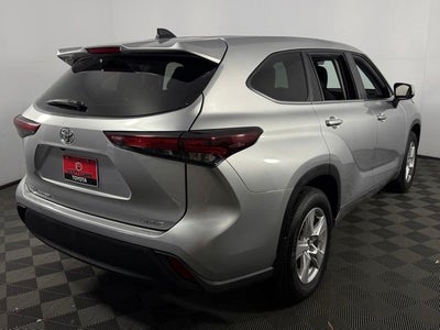 2024 Toyota Highlander LE 4D Sport Utility