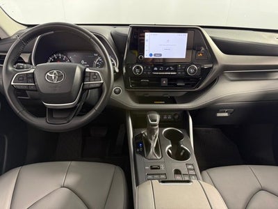 2024 Toyota Highlander XLE 4D Sport Utility