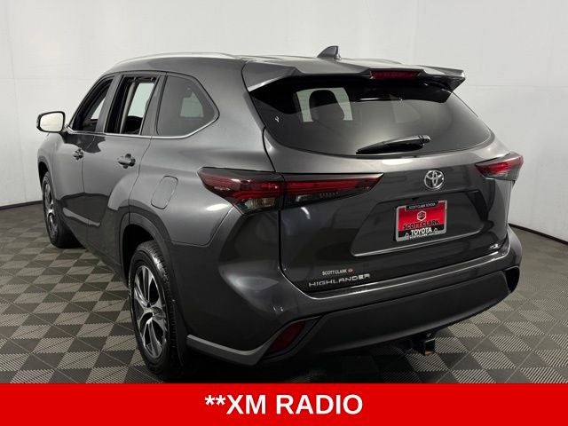2024 Toyota Highlander XLE 4D Sport Utility