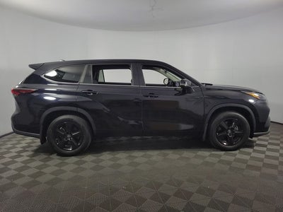 2024 Toyota Highlander LE 4D Sport Utility