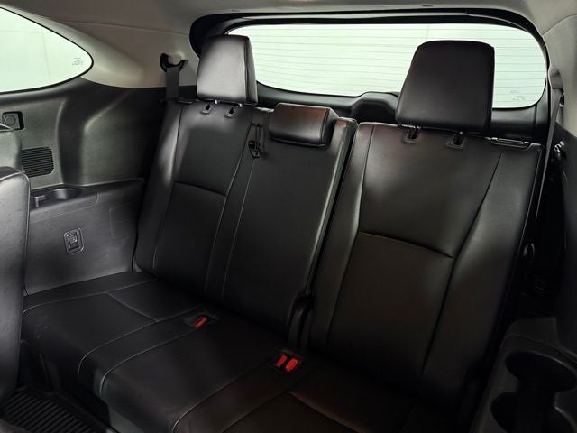 2024 Toyota Highlander XLE 4D Sport Utility