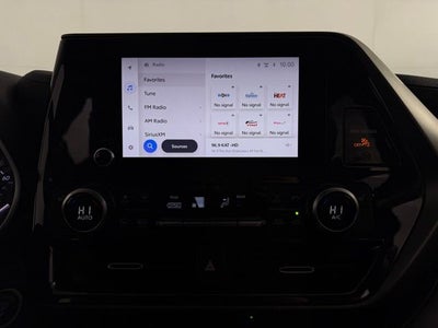 2024 Toyota Highlander XLE 4D Sport Utility