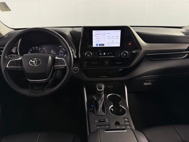 2024 Toyota Highlander XLE 4D Sport Utility
