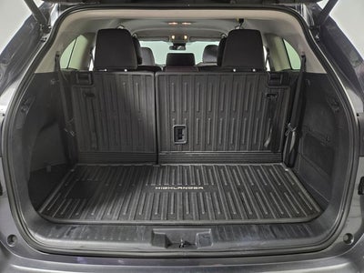 2025 Toyota Highlander LE 4D Sport Utility