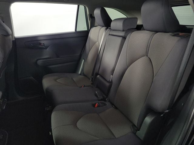 2024 Toyota Highlander LE 4D Sport Utility