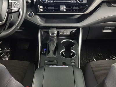 2024 Toyota Highlander LE 4D Sport Utility