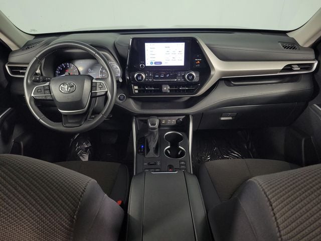 2024 Toyota Highlander LE 4D Sport Utility