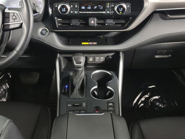 2026 Toyota Highlander XLE 4D Sport Utility