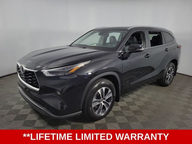 2026 Toyota Highlander XLE 4D Sport Utility