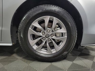 2022 Toyota Sienna LE 8 Passenger