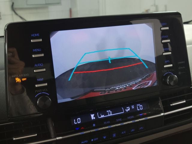 2022 Toyota Sienna LE 8 Passenger